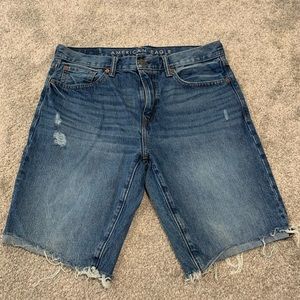 Men’s American Eagle Jean Shorts in great condition!